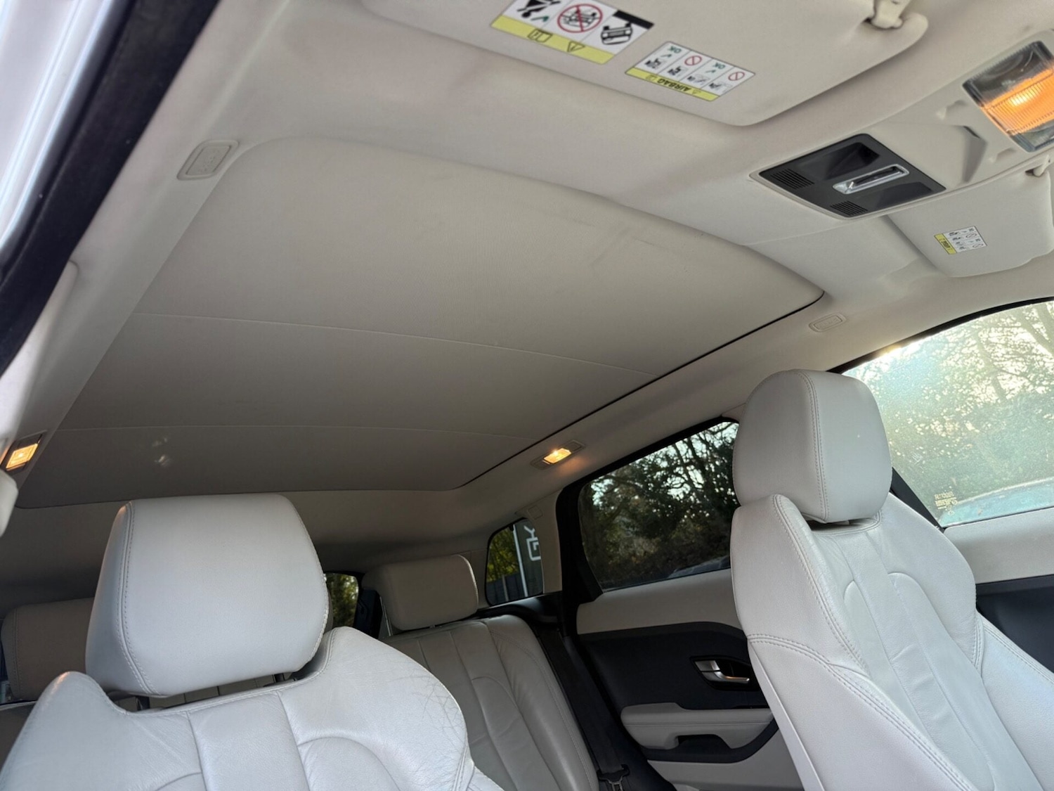 Used Land Rover Range Rover Evoque 2012 for sale - 76934347: Photo 48