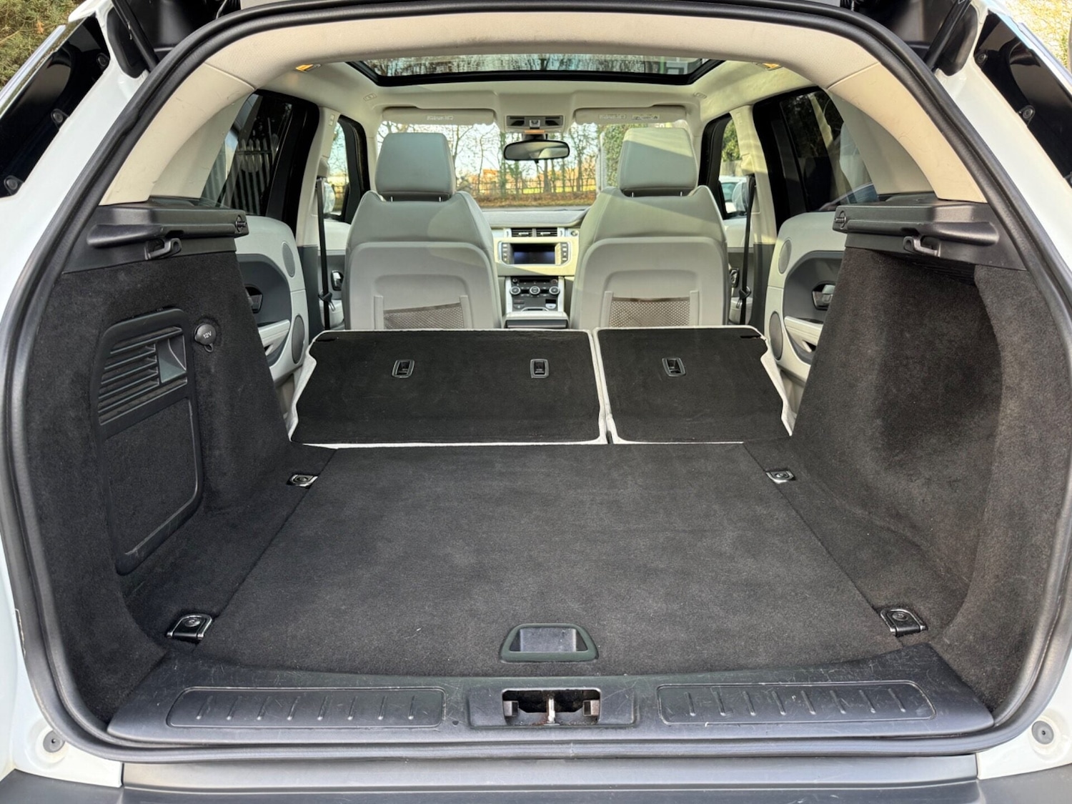 Used Land Rover Range Rover Evoque 2012 for sale - 76934347: Photo 50