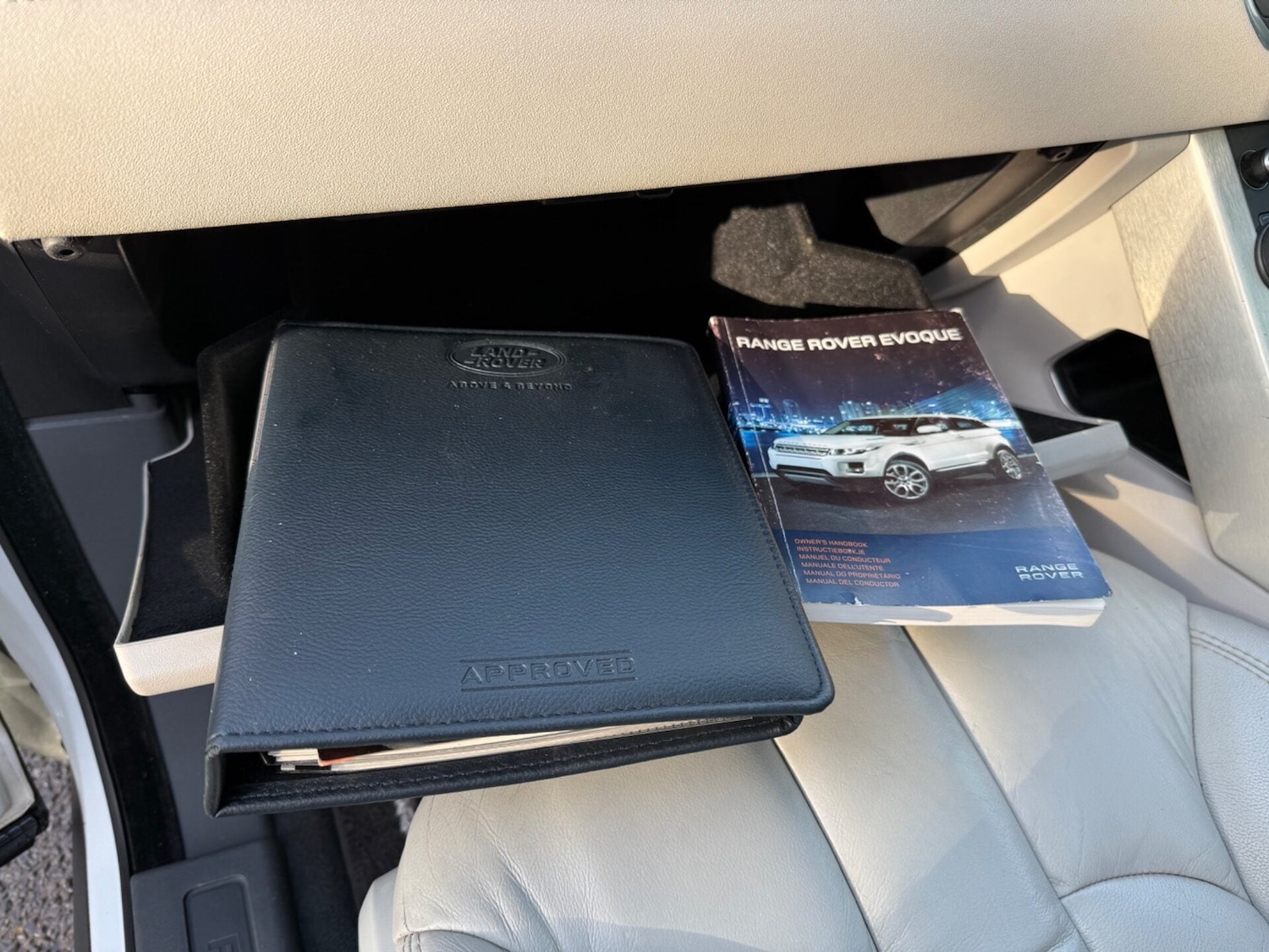 Used Land Rover Range Rover Evoque 2012 for sale - 76934347: Photo 54