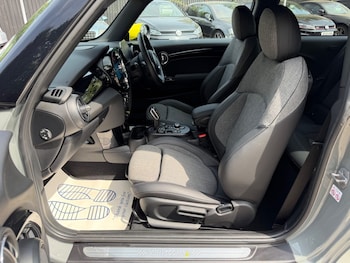 Used MINI Hatch 2022 for sale - 79320529: Photo