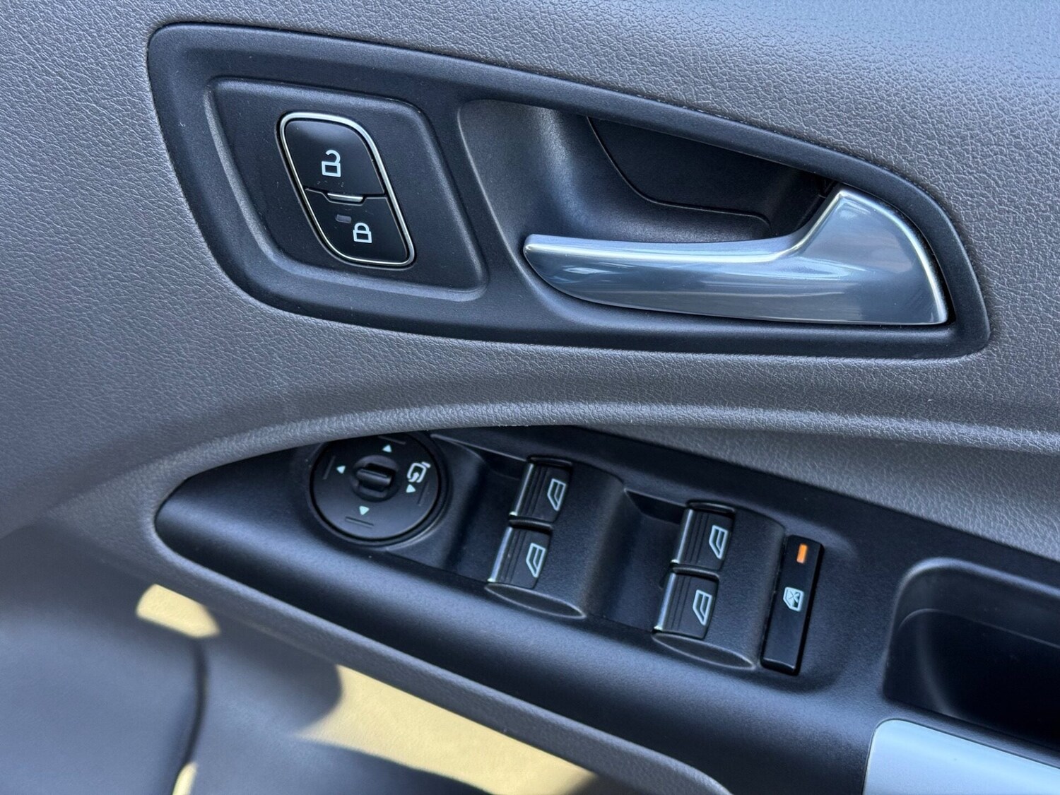 Used Ford Grand Tourneo Connect 2020 for sale - 77445861: Photo 34