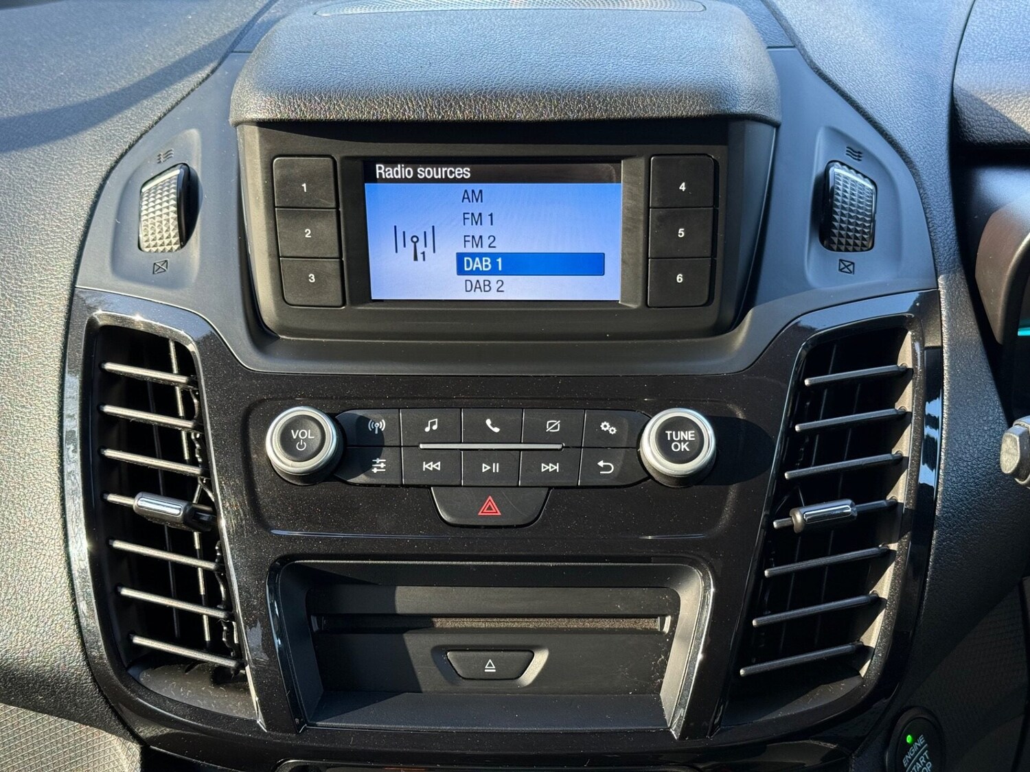 Used Ford Grand Tourneo Connect 2020 for sale - 77445861: Photo 39