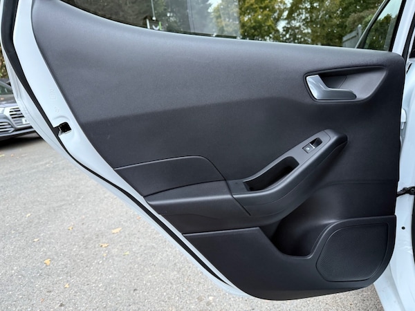 Used Ford Fiesta 2019 for sale - 76205827: Photo 26