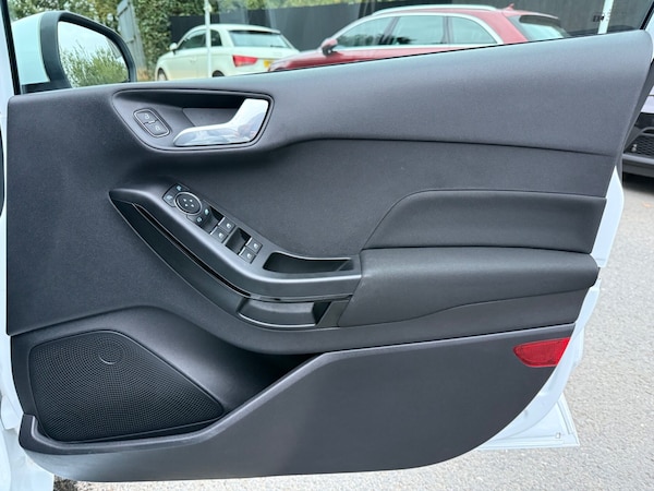 Used Ford Fiesta 2019 for sale - 76205827: Photo 33