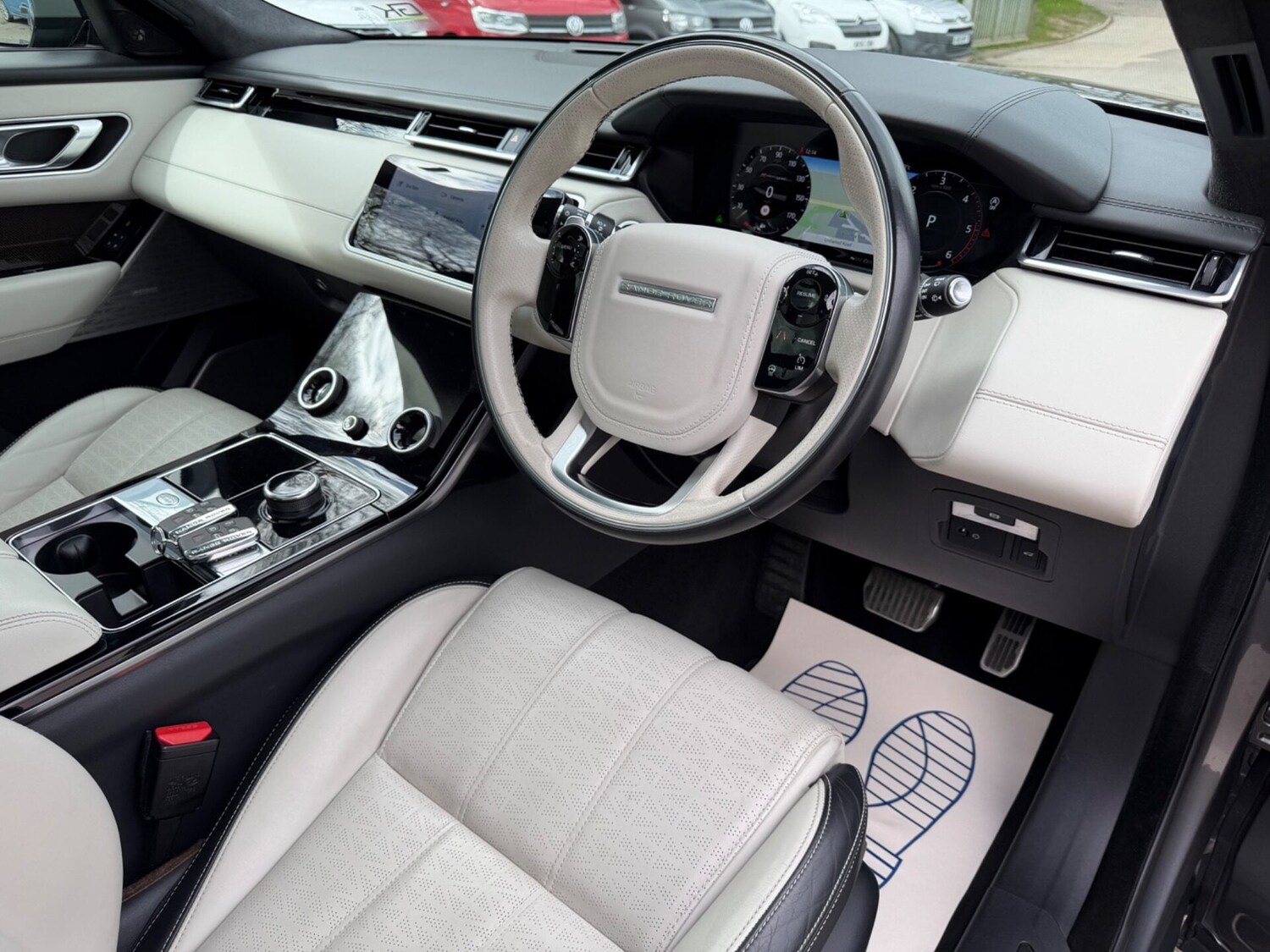 Used Land Rover Range Rover Velar 2017 for sale - 78077974: Photo 17