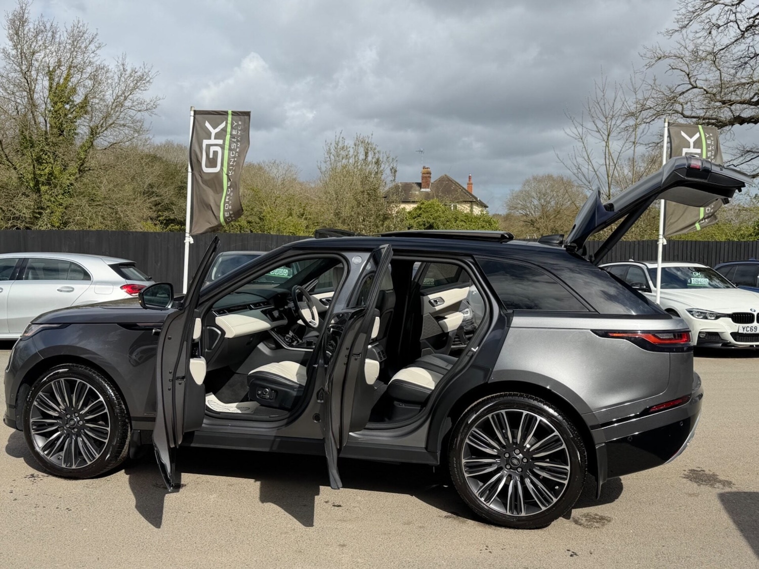 Used Land Rover Range Rover Velar 2017 for sale - 78077974: Photo 22