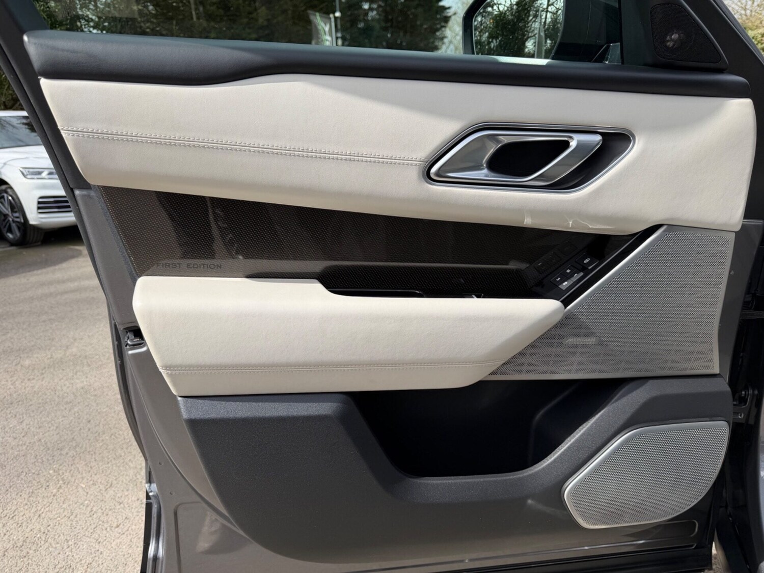 Used Land Rover Range Rover Velar 2017 for sale - 78077974: Photo 28