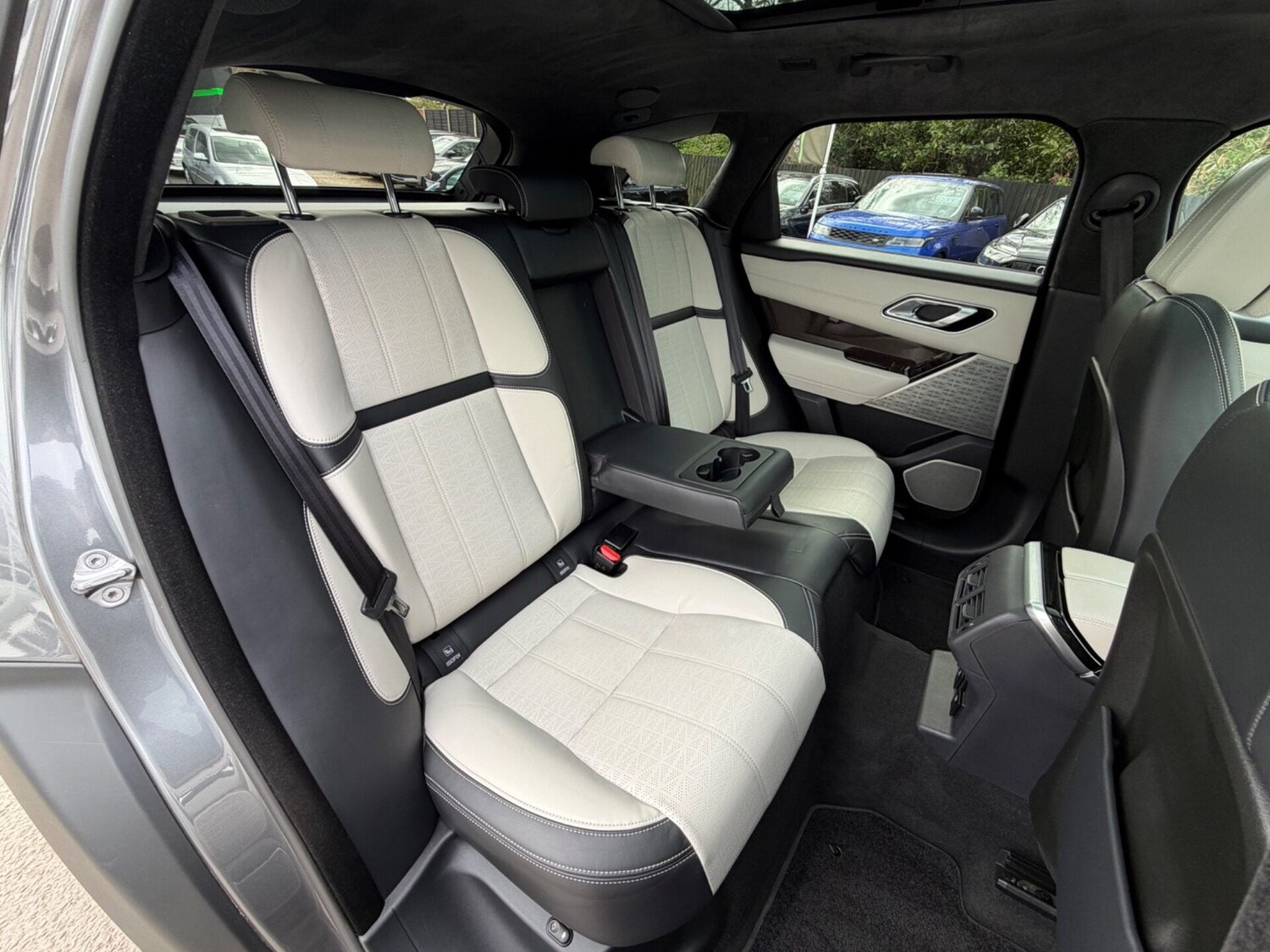 Used Land Rover Range Rover Velar 2017 for sale - 78077974: Photo 36