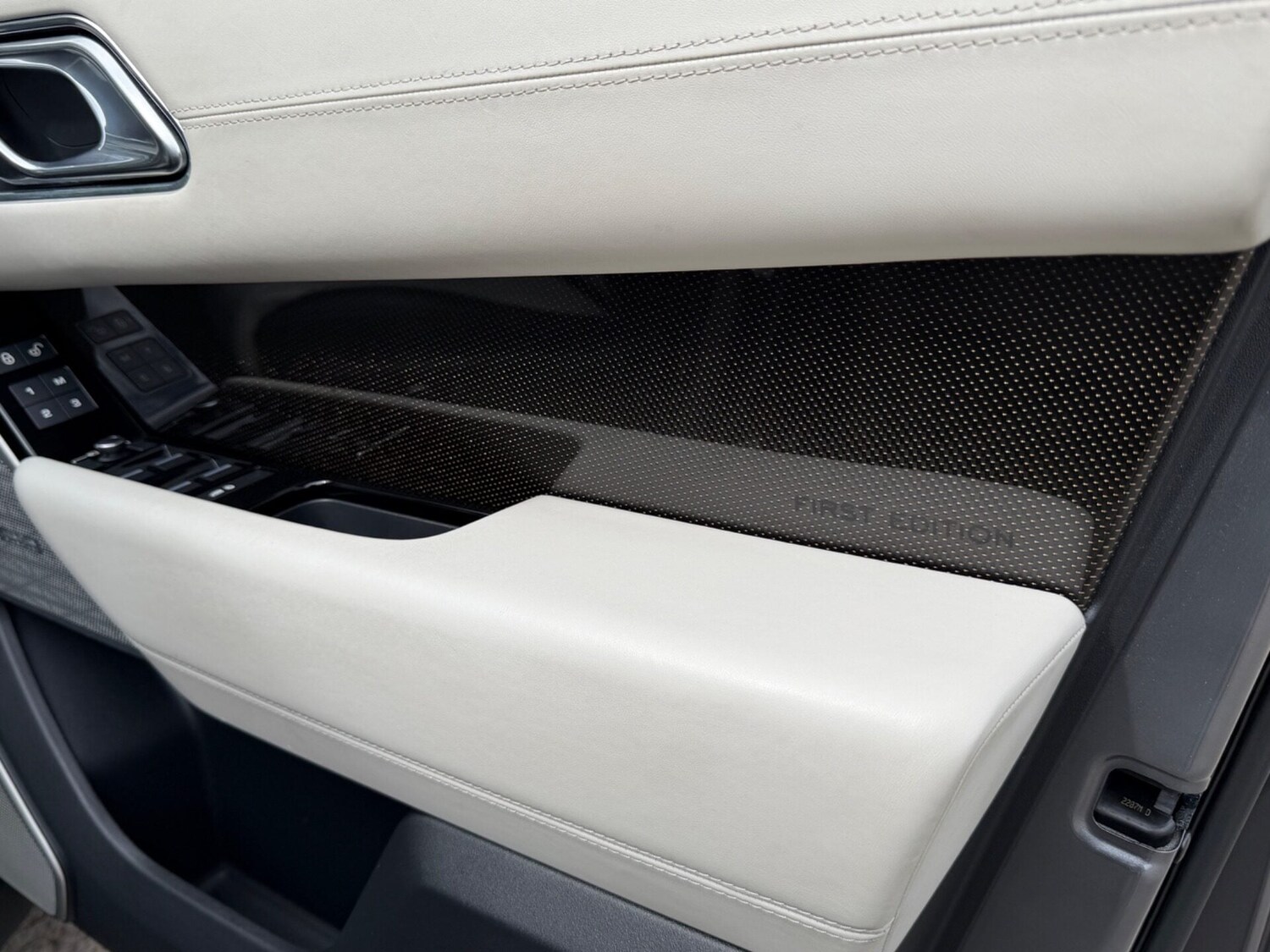 Used Land Rover Range Rover Velar 2017 for sale - 78077974: Photo 42