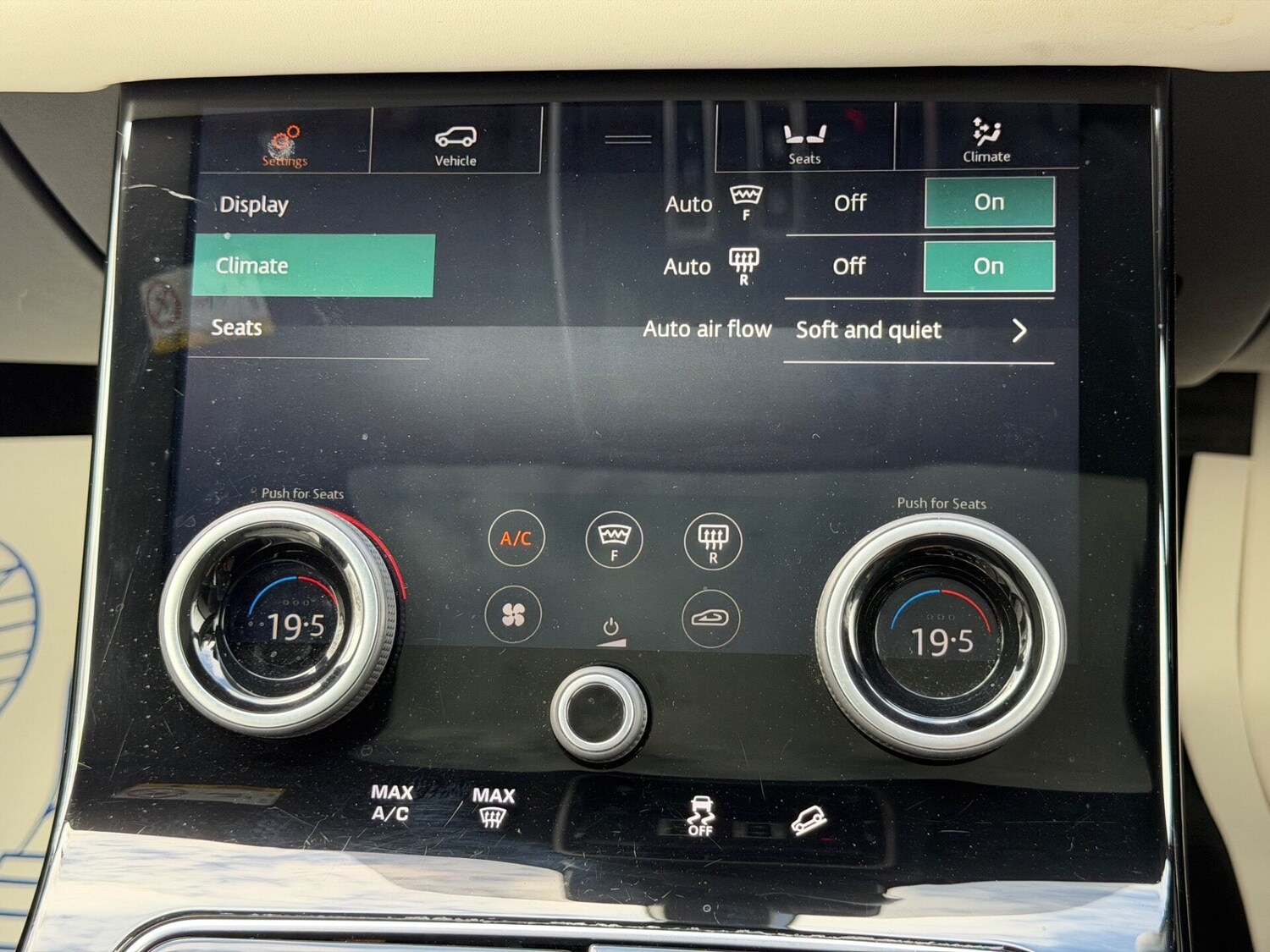 Used Land Rover Range Rover Velar 2017 for sale - 78077974: Photo 62