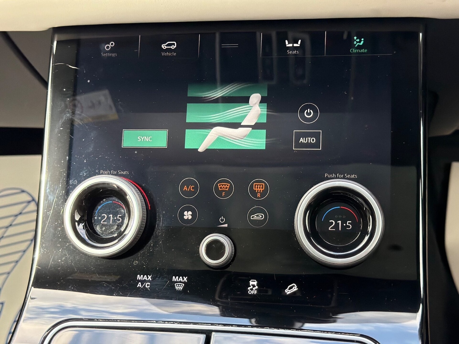 Used Land Rover Range Rover Velar 2017 for sale - 78077974: Photo 63