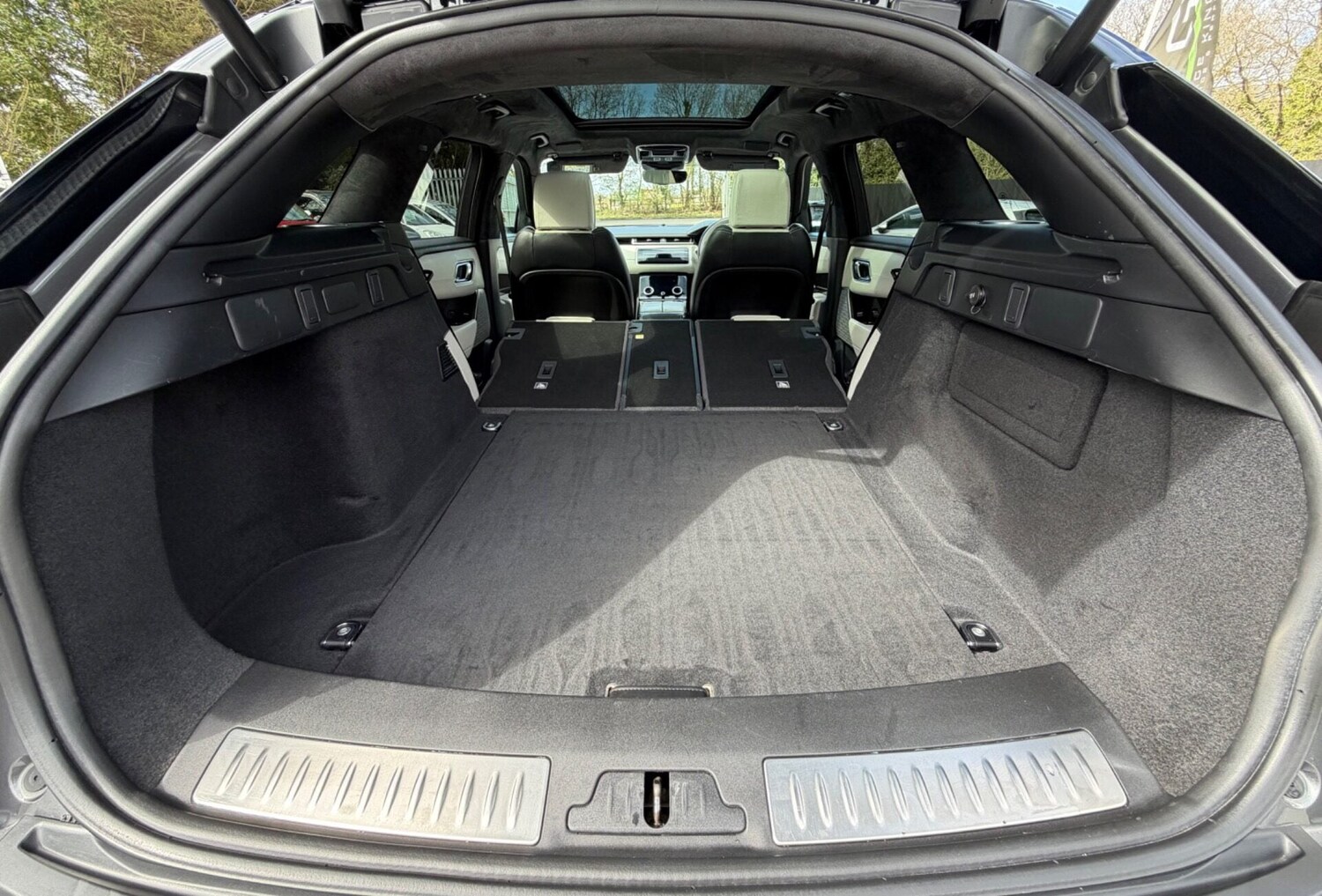 Used Land Rover Range Rover Velar 2017 for sale - 78077974: Photo 73