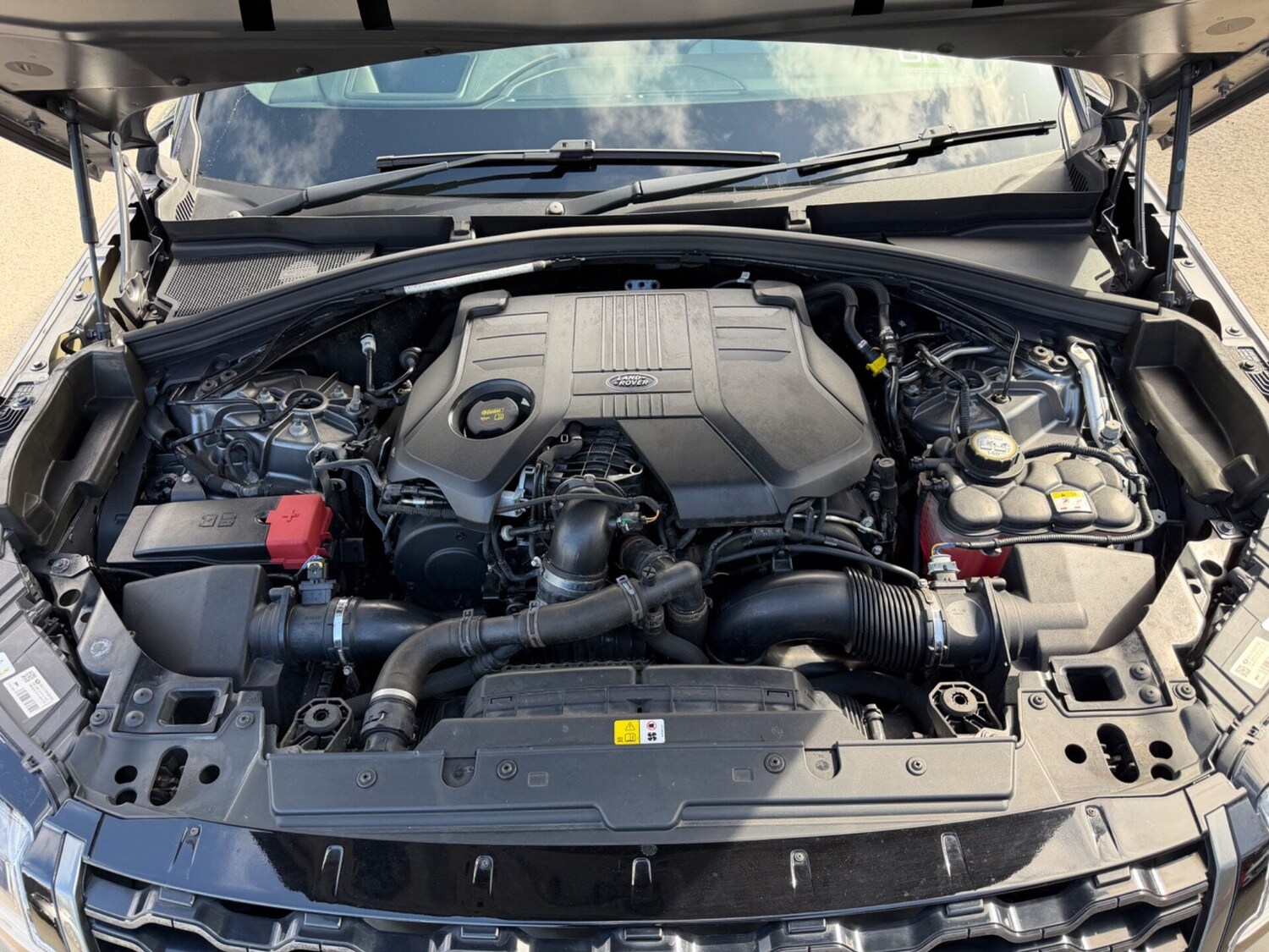 Used Land Rover Range Rover Velar 2017 for sale - 78077974: Photo 76