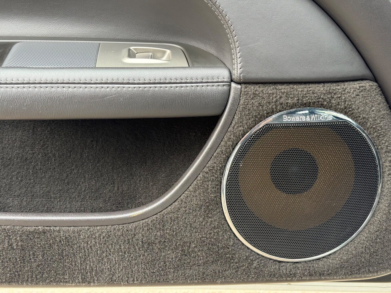 Used Jaguar XK 2010 for sale - 78001624: Photo 18