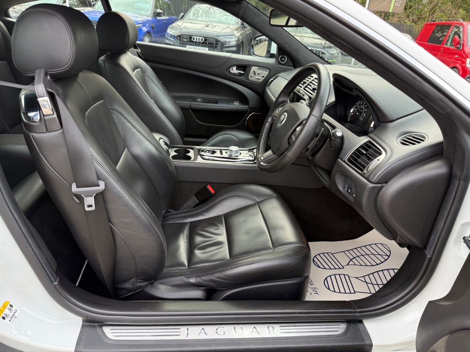 Used Jaguar XK 2010 for sale - 78001624: Photo 23