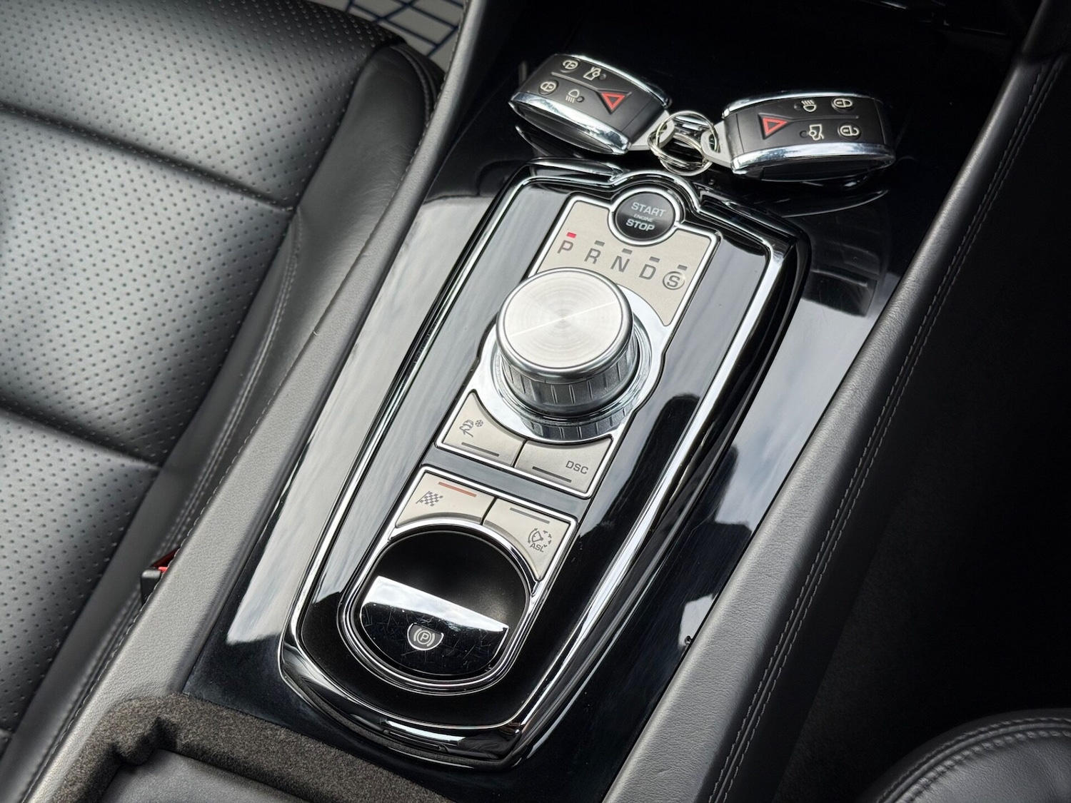 Used Jaguar XK 2010 for sale - 78001624: Photo 36