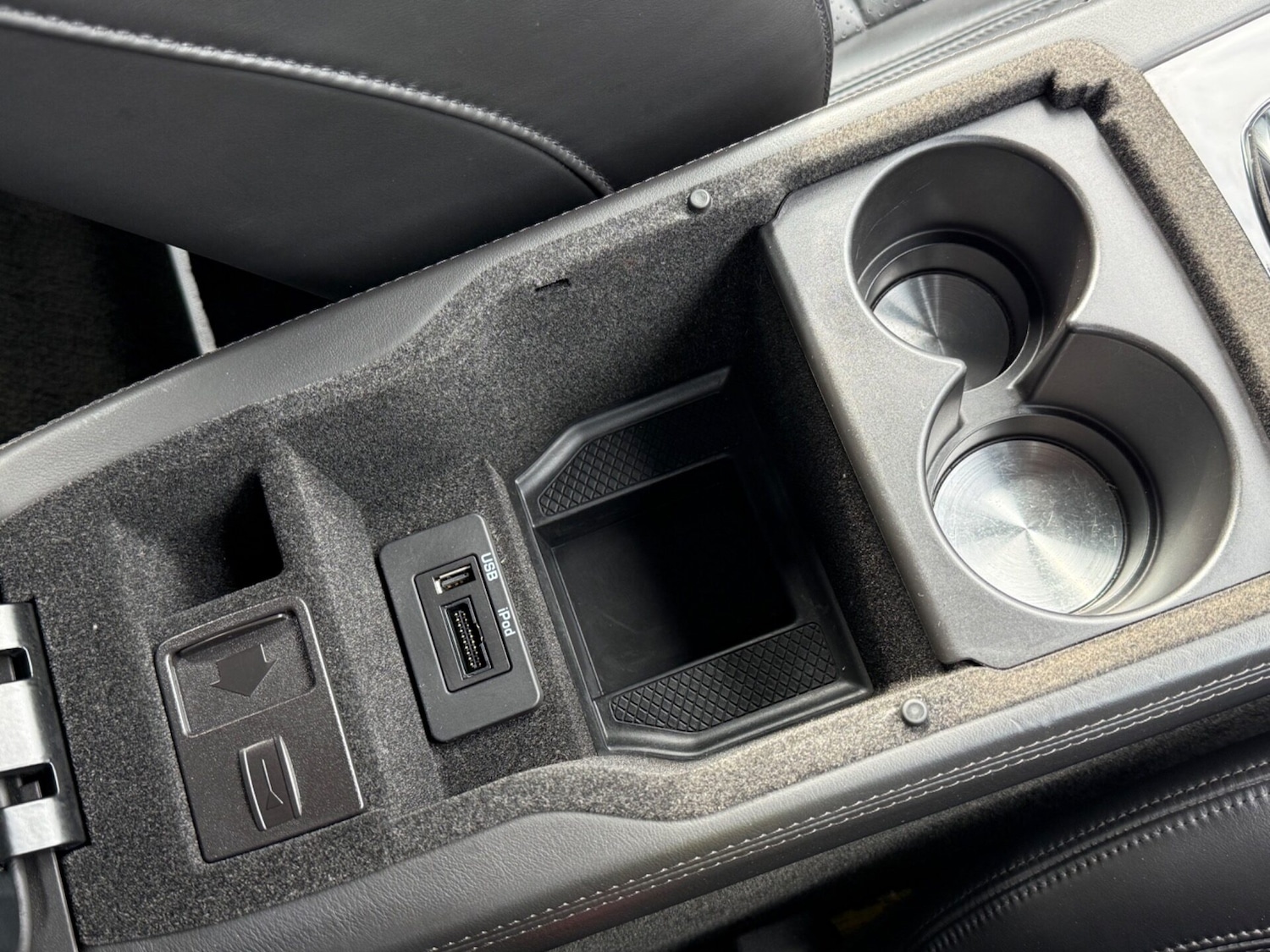 Used Jaguar XK 2010 for sale - 78001624: Photo 38