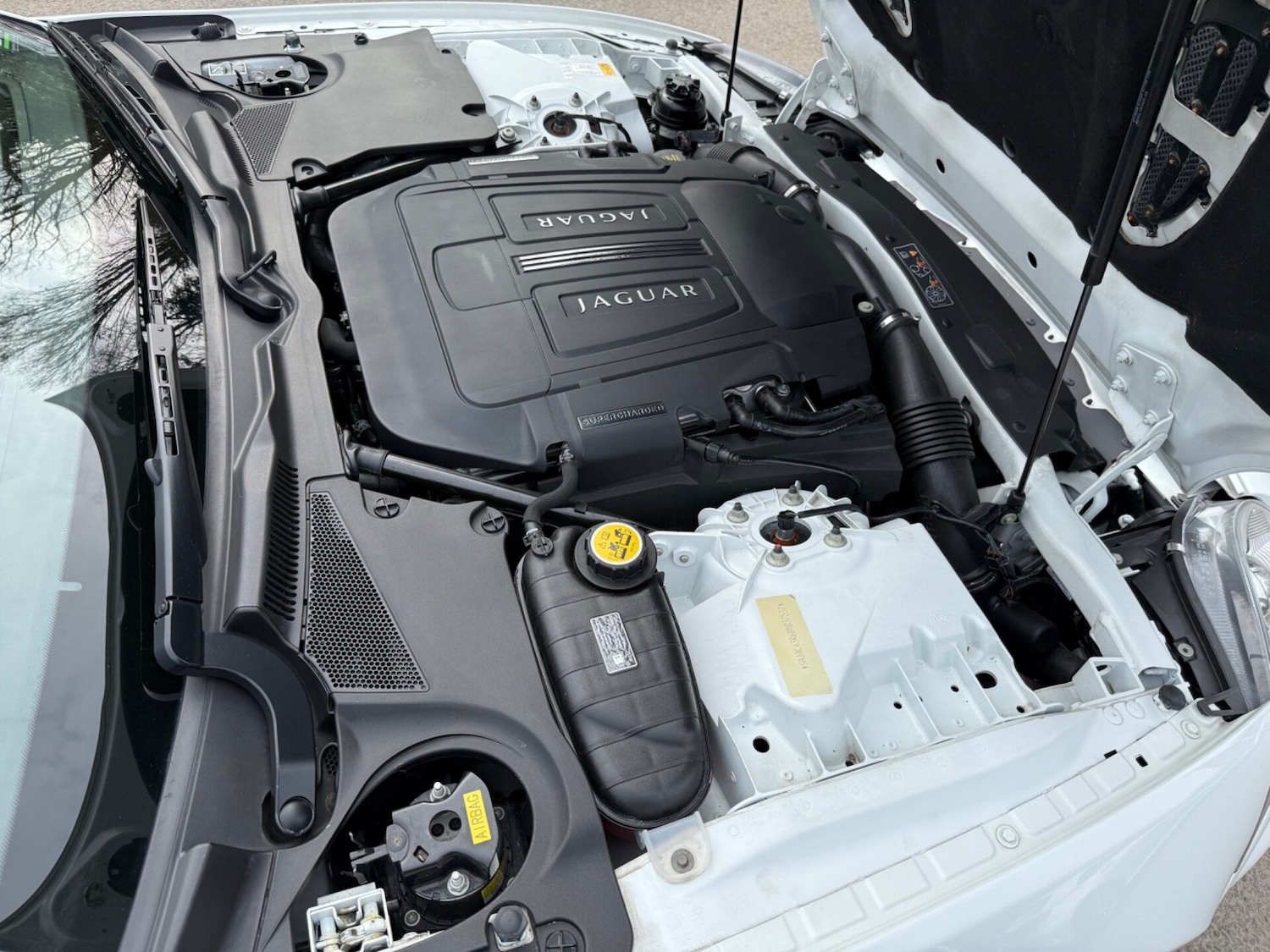 Used Jaguar XK 2010 for sale - 78001624: Photo 50