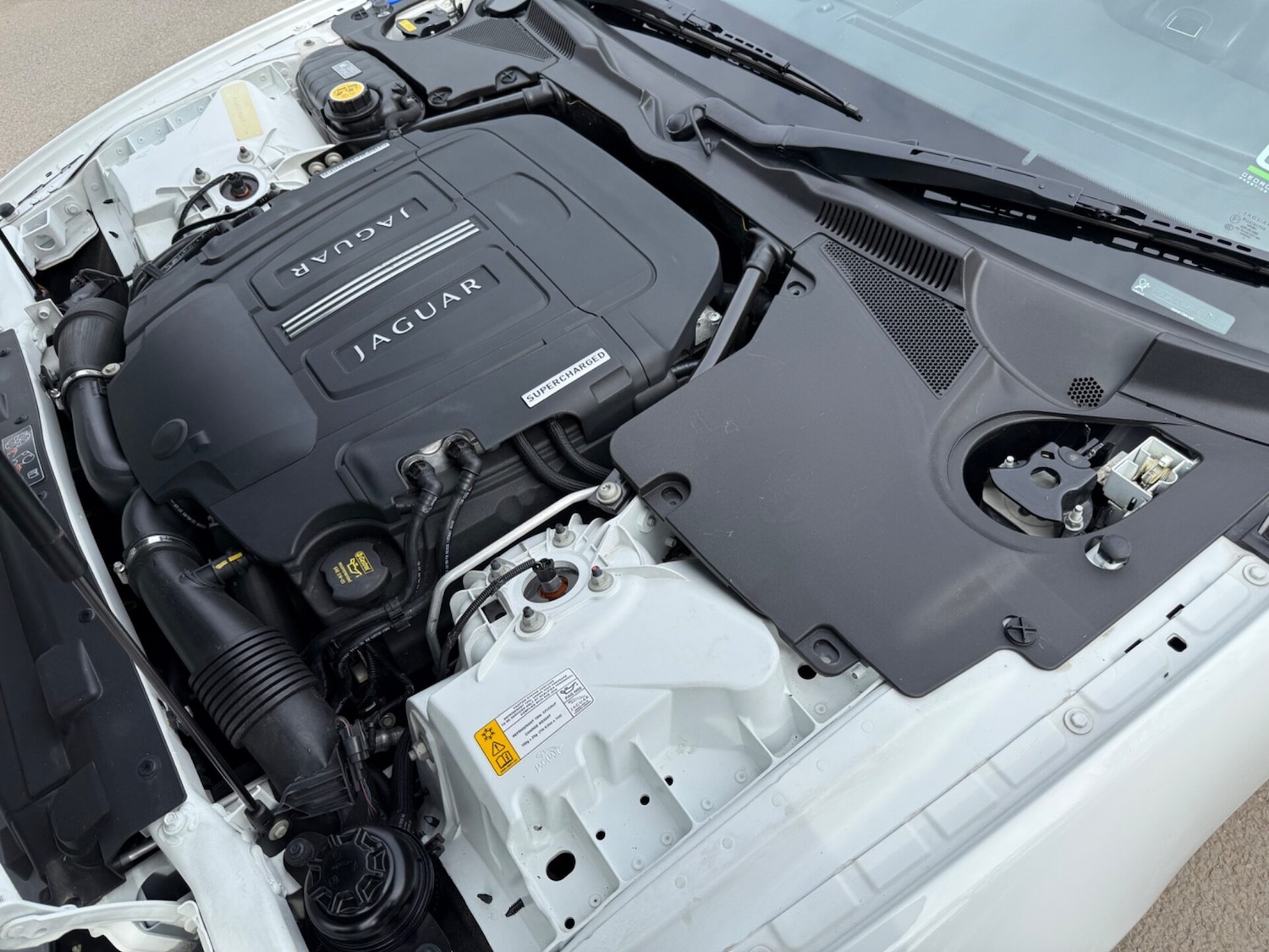 Used Jaguar XK 2010 for sale - 78001624: Photo 51