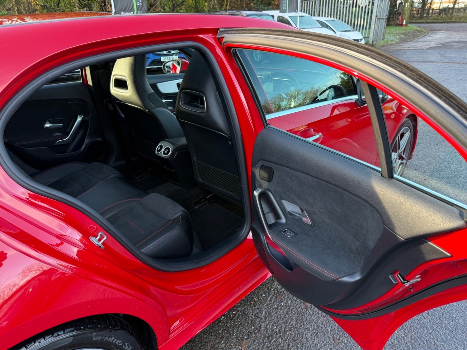 Used Mercedes-Benz A-Class 2018 for sale - 76844877: Photo 38