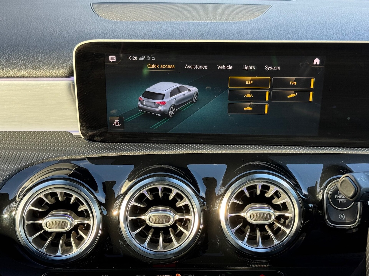 Used Mercedes-Benz A-Class 2018 for sale - 76844877: Photo 55