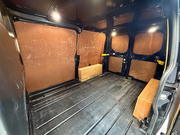 Used Ford Transit Custom 2022 for sale - 75497385: Photo 15
