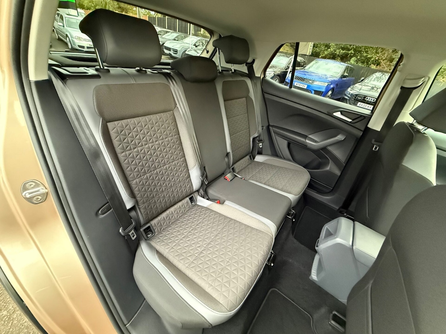 Used Volkswagen T-Cross 2019 for sale - 78133143: Photo 31