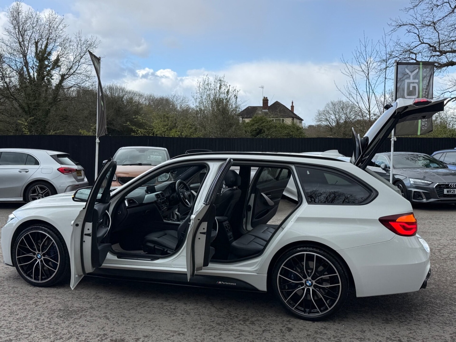 Used BMW 3 Series 2019 for sale - 78060559: Photo 14