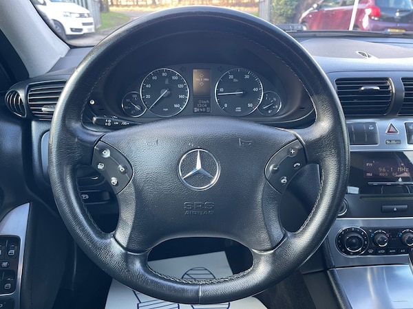Used Mercedes-Benz C-Class 2007 for sale - 74817275: Photo 7