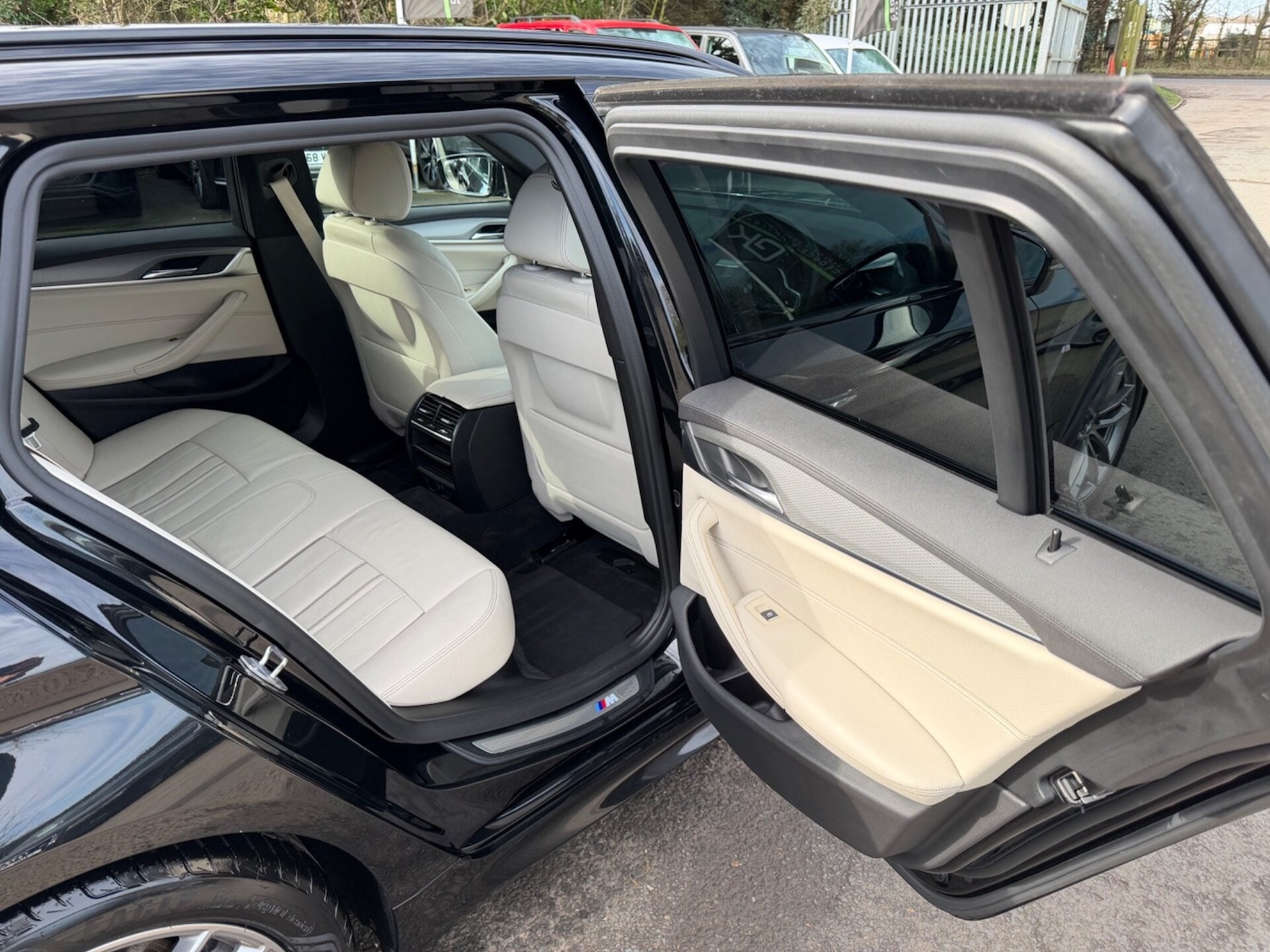 Used BMW 5 Series 2019 for sale - 77744463: Photo 27