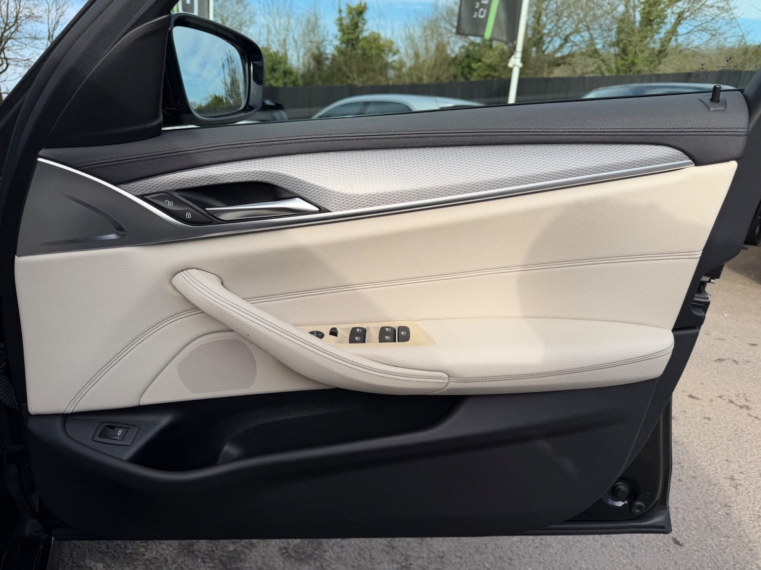 Used BMW 5 Series 2019 for sale - 77744463: Photo 32