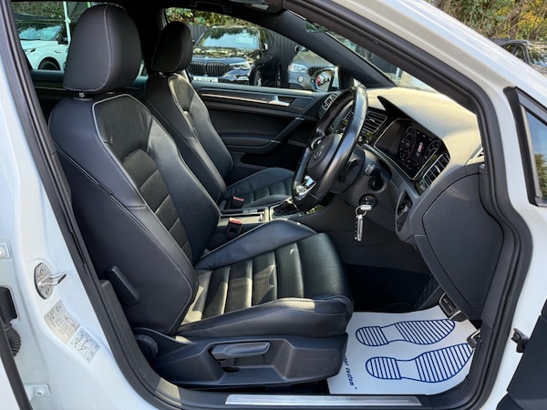 Used Volkswagen Golf 2018 for sale - 76133792: Photo 15
