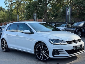Volkswagen - Golf