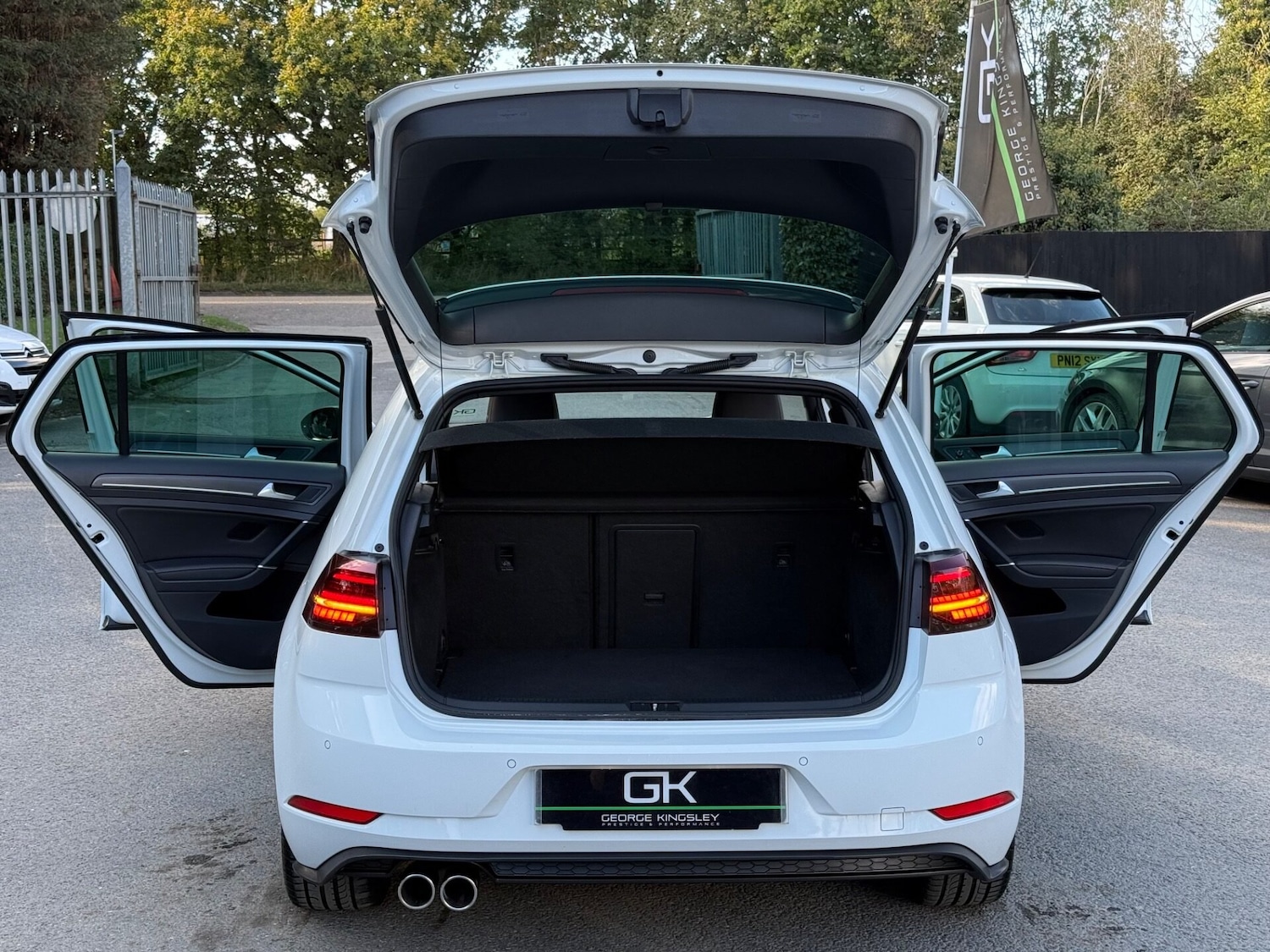 Used Volkswagen Golf 2018 for sale - 76133792: Photo 21