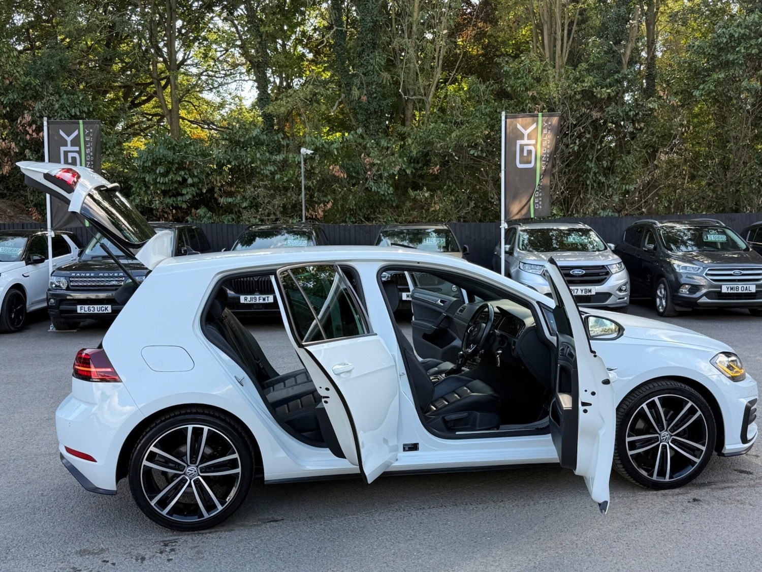 Used Volkswagen Golf 2018 for sale - 76133792: Photo 23