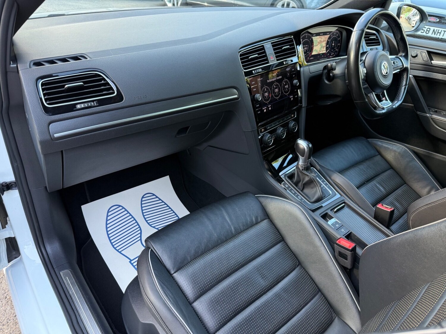 Used Volkswagen Golf 2018 for sale - 76133792: Photo 26