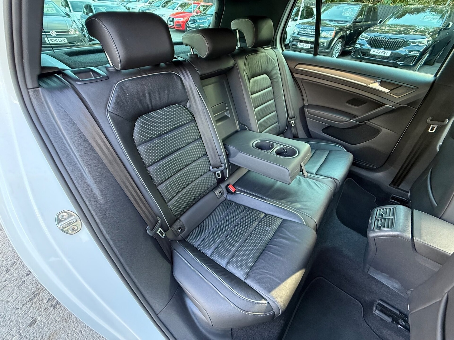 Used Volkswagen Golf 2018 for sale - 76133792: Photo 28