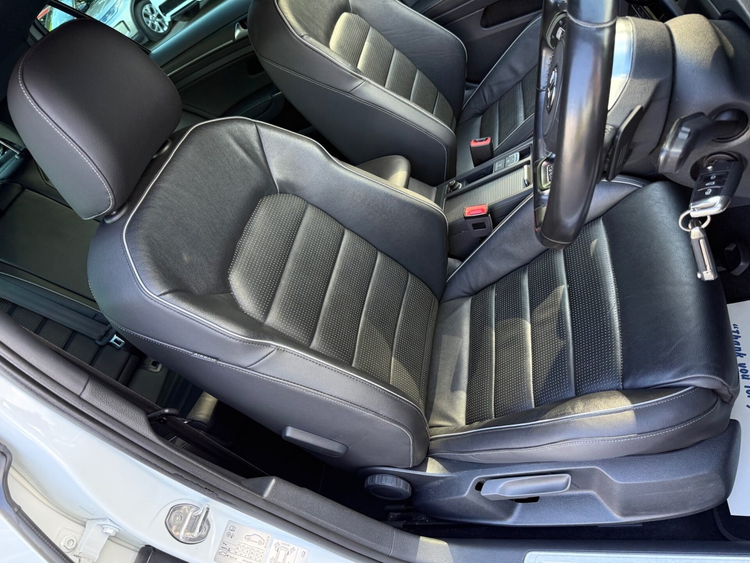 Used Volkswagen Golf 2018 for sale - 76133792: Photo 32