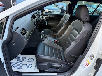Used Volkswagen Golf 2018 for sale - 76133792: Photo 3