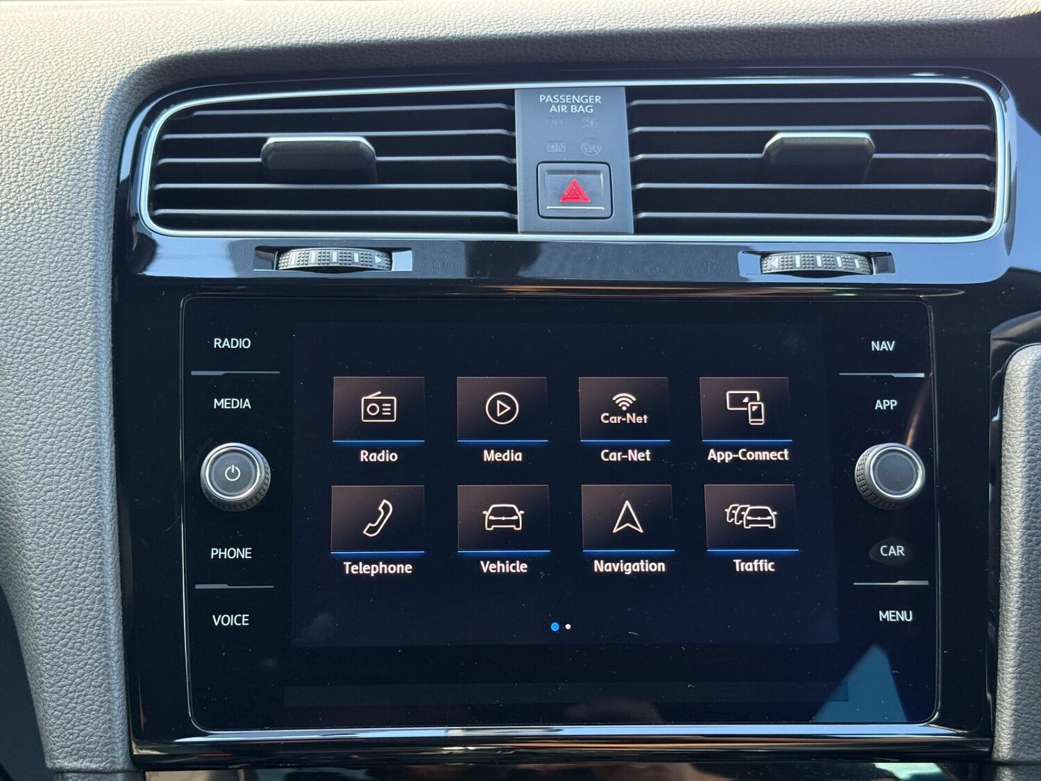 Used Volkswagen Golf 2018 for sale - 76133792: Photo 40