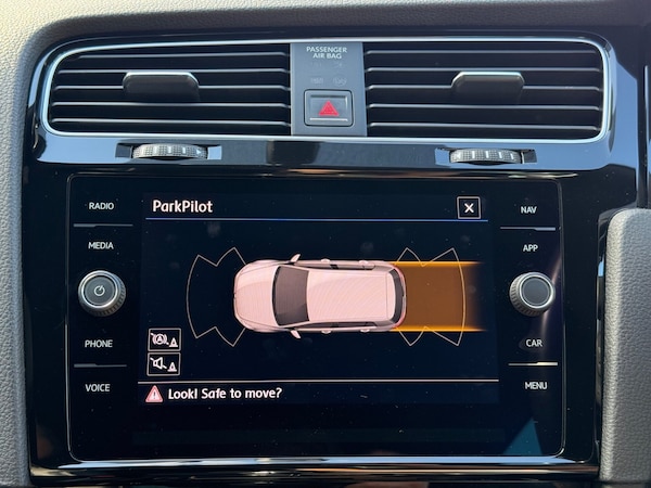 Used Volkswagen Golf 2018 for sale - 76133792: Photo 48
