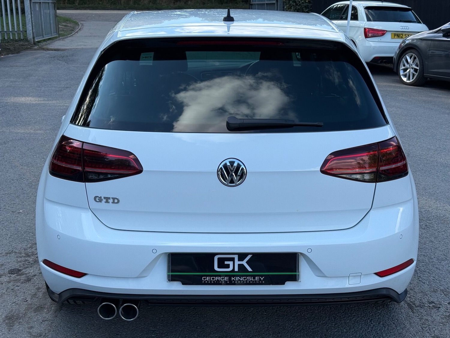 Used Volkswagen Golf 2018 for sale - 76133792: Photo 9
