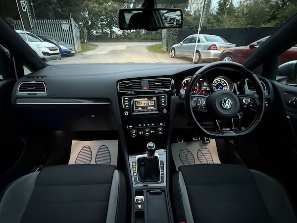 Used Volkswagen Golf 2015 for sale - 76304994: Photo 12