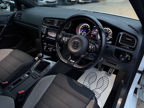 Used Volkswagen Golf 2015 for sale - 76304994: Photo 13