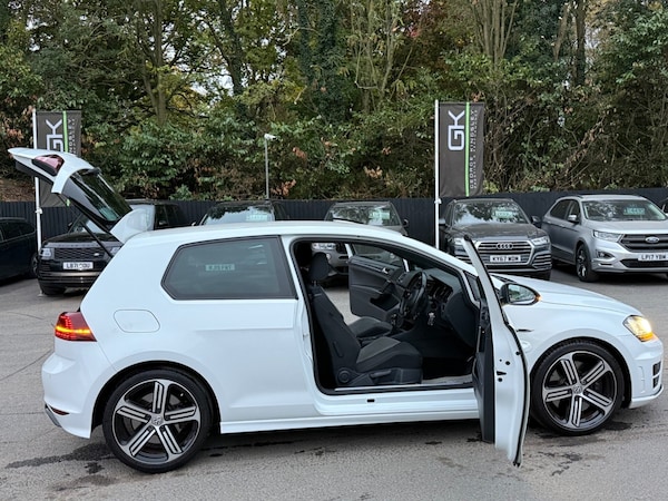 Used Volkswagen Golf 2015 for sale - 76304994: Photo 17