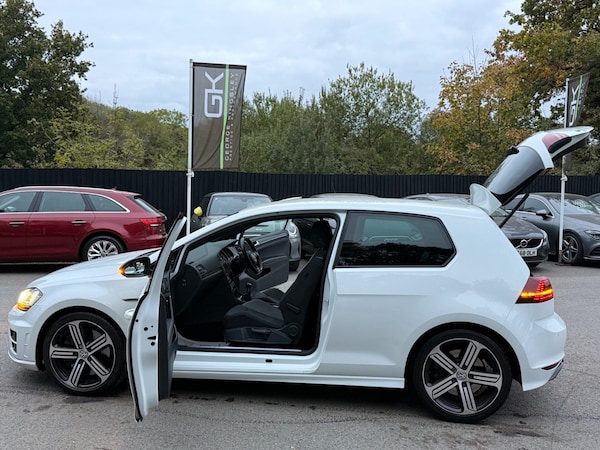Used Volkswagen Golf 2015 for sale - 76304994: Photo 21