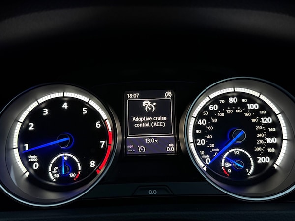 Used Volkswagen Golf 2015 for sale - 76304994: Photo 33