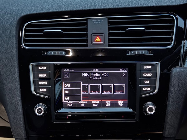 Used Volkswagen Golf 2015 for sale - 76304994: Photo 40