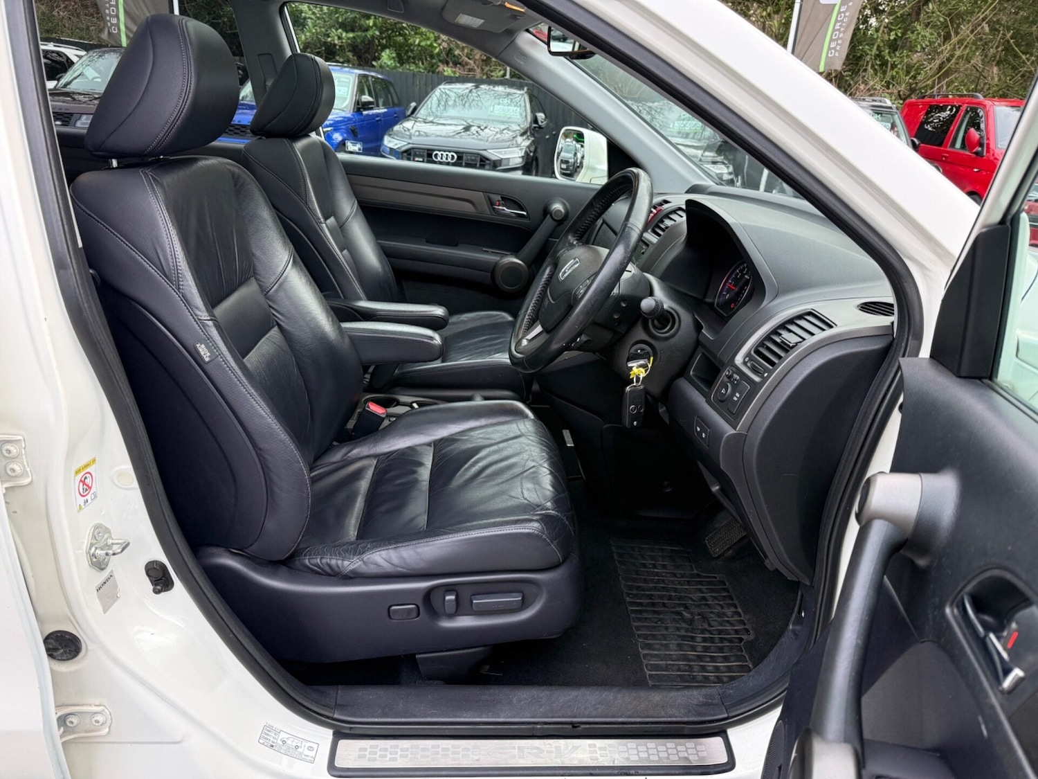 Used Honda CR-V 2011 for sale - 77602144: Photo 15