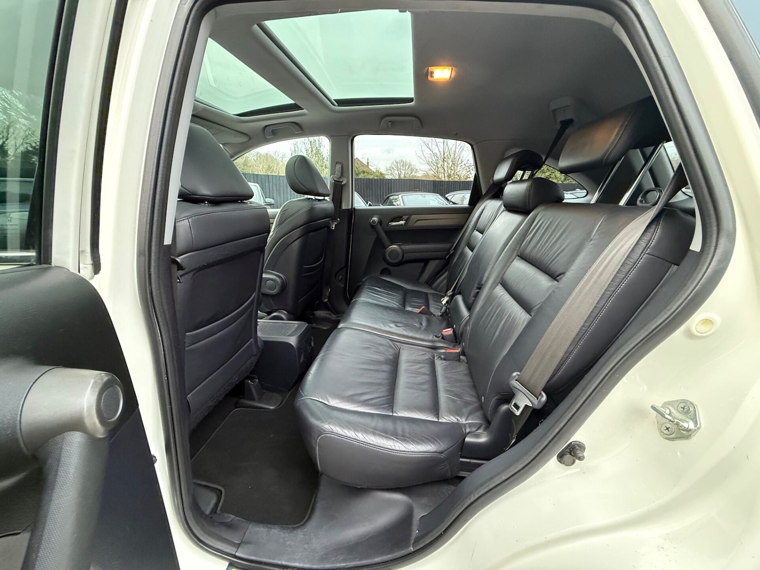 Used Honda CR-V 2011 for sale - 77602144: Photo 29